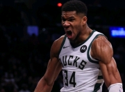 NG体育-包含字母哥在加拿大队比赛中败北，绝杀引发热议！的词条