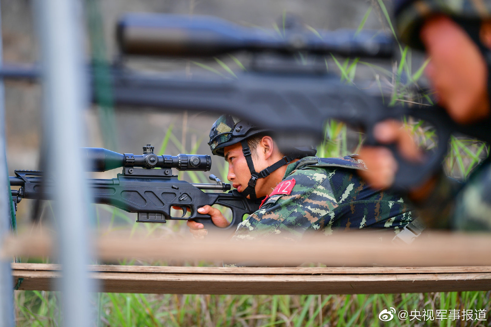 乒乓球邀请赛，庐州铁骑队与陇右海豚队读秒扳平，体能对抗拉满！年轻人站出来了(福州乒乓球俱乐部)