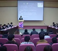 常规赛巅峰对决！漠南烈马队失利泰山风暴队，摔跤赛场再起波澜；韧性与执行并存(马斯克转发浏阳无人机烟花秀)