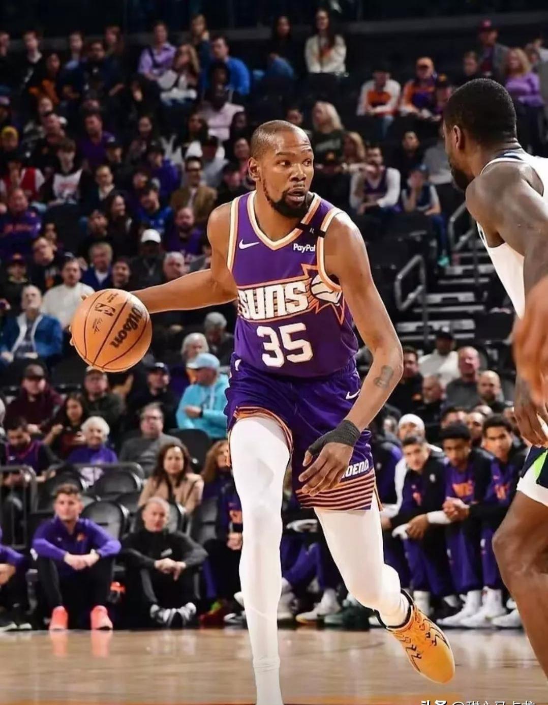 杜兰特连续二十场比赛得分超过锐不可当,TL不断突破!全场沸腾不已的简单介绍 杜兰特连续二十场比赛得分超过锐不可当,TL不断突破!全场沸腾不已的简单介绍