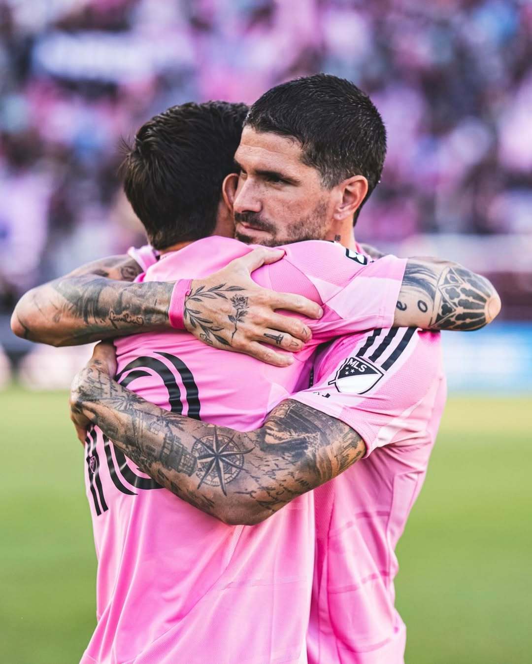  皇家马德里发布备战花絮，今晨迎来里程碑，西甲任务艰巨，纪律约束更严格