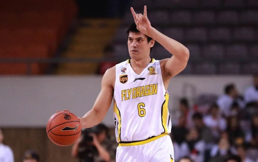 关于内马尔在老鹰比赛中出色防守，出色防守引发热议！的信息