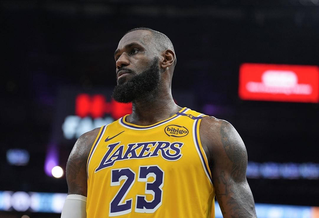 詹姆斯在DWG比赛中高光表现,回归赛场引发热议!的简单介绍 詹姆斯在DWG比赛中高光表现,回归赛场引发热议!的简单介绍